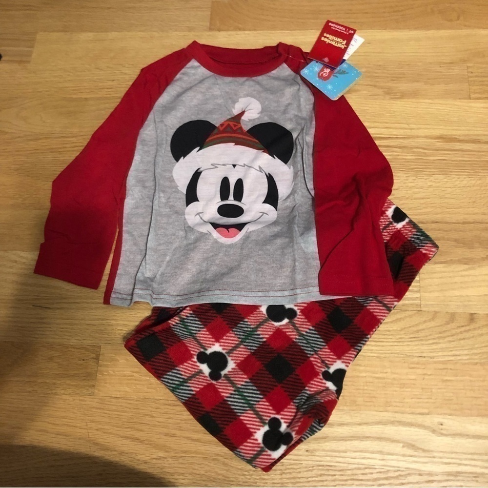 Disney Mickey Mouse Pajamas Sz 4T Matching Family Christmas Set Long Sleeve NEW